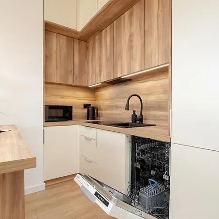 Przytulne Apartamenty W Rzeszowie Z Widokiem Na Miasto By Noclegi Renters Exterior photo