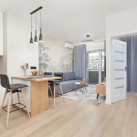 Przytulne Apartamenty W Rzeszowie Z Widokiem Na Miasto By Noclegi Renters Exterior photo